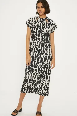 Online Oasis Animal Scuba Crepe Twist Neck Dress Mono