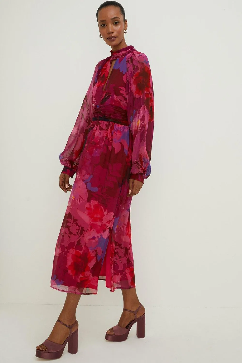 Best Oasis Blurred Floral Cut Out Chiffon Midi Dress Berry