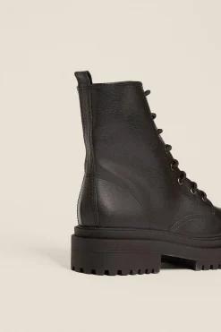 Clearance Oasis Chunky Lace Up Boots Black