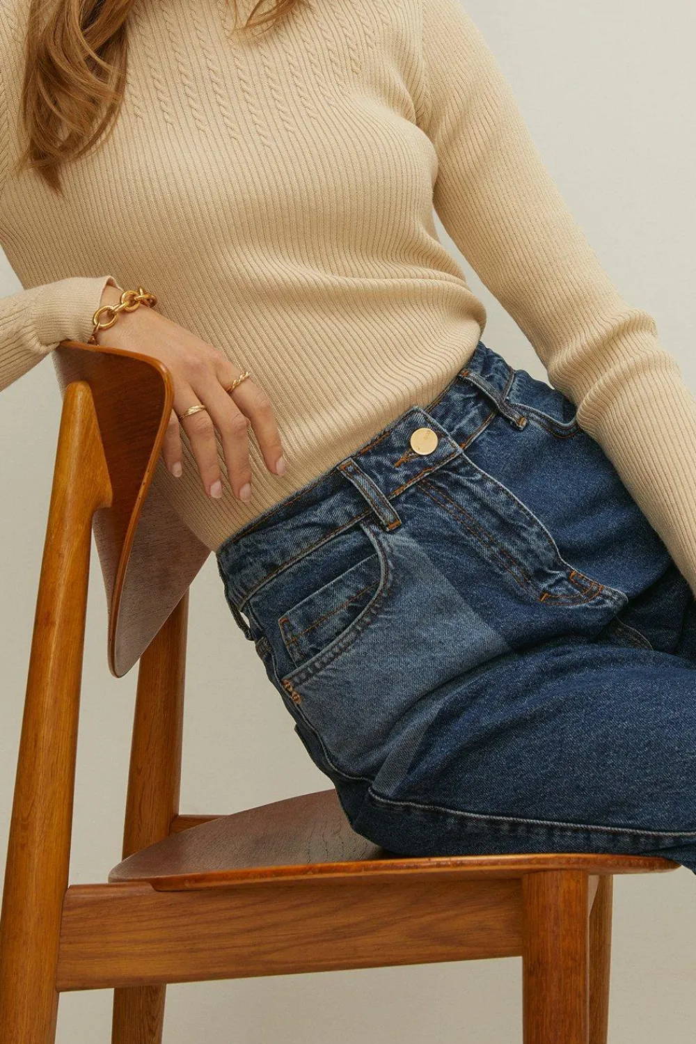 Discount Oasis Contrast Patched Barrel Leg Jean Mid Wash