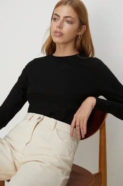 Fashion Oasis Essential Crew Neck Long Sleeve T-Shirt Black