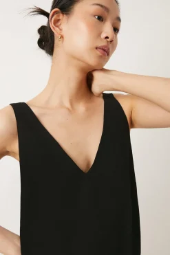 Hot Oasis Essential Woven V Neck Vest Black