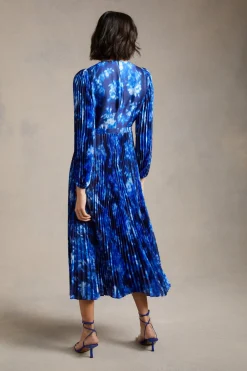 Fashion Oasis Floral Blur Satin Pleated V Neck Midi Dress Navy