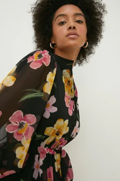 Hot Oasis Floral Chiffon Pleated Long Sleeve Skater Dress Black