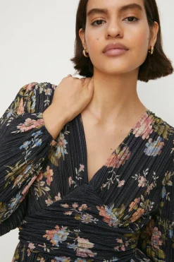 Fashion Oasis Floral Metallic Plisse Tiered Mini Dress Multi