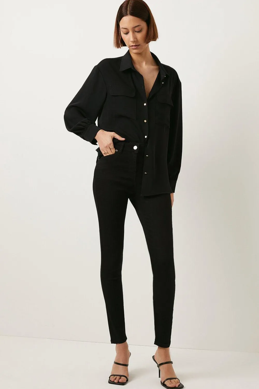 Online Oasis Jade Mid Rise Skinny Jean Black