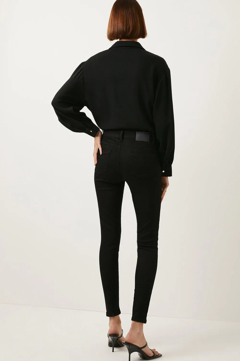 Online Oasis Jade Mid Rise Skinny Jean Black