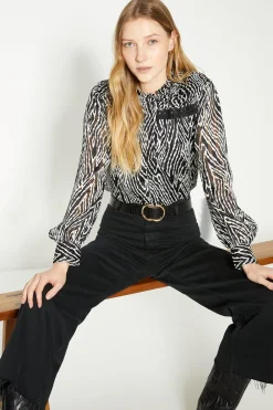 Outlet Oasis Lace Trim Dobby Chiffon Animal Print Blouse Mono
