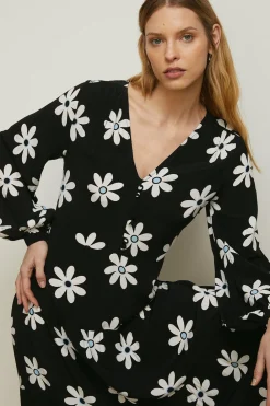 Fashion Oasis Large Daisy Tiered Midi Dress Black