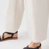 Sale Oasis Leather Cross Over Flat Sandals Black