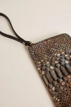 Best Oasis Leather Metallic Snake Print Zip Around Purse Gold