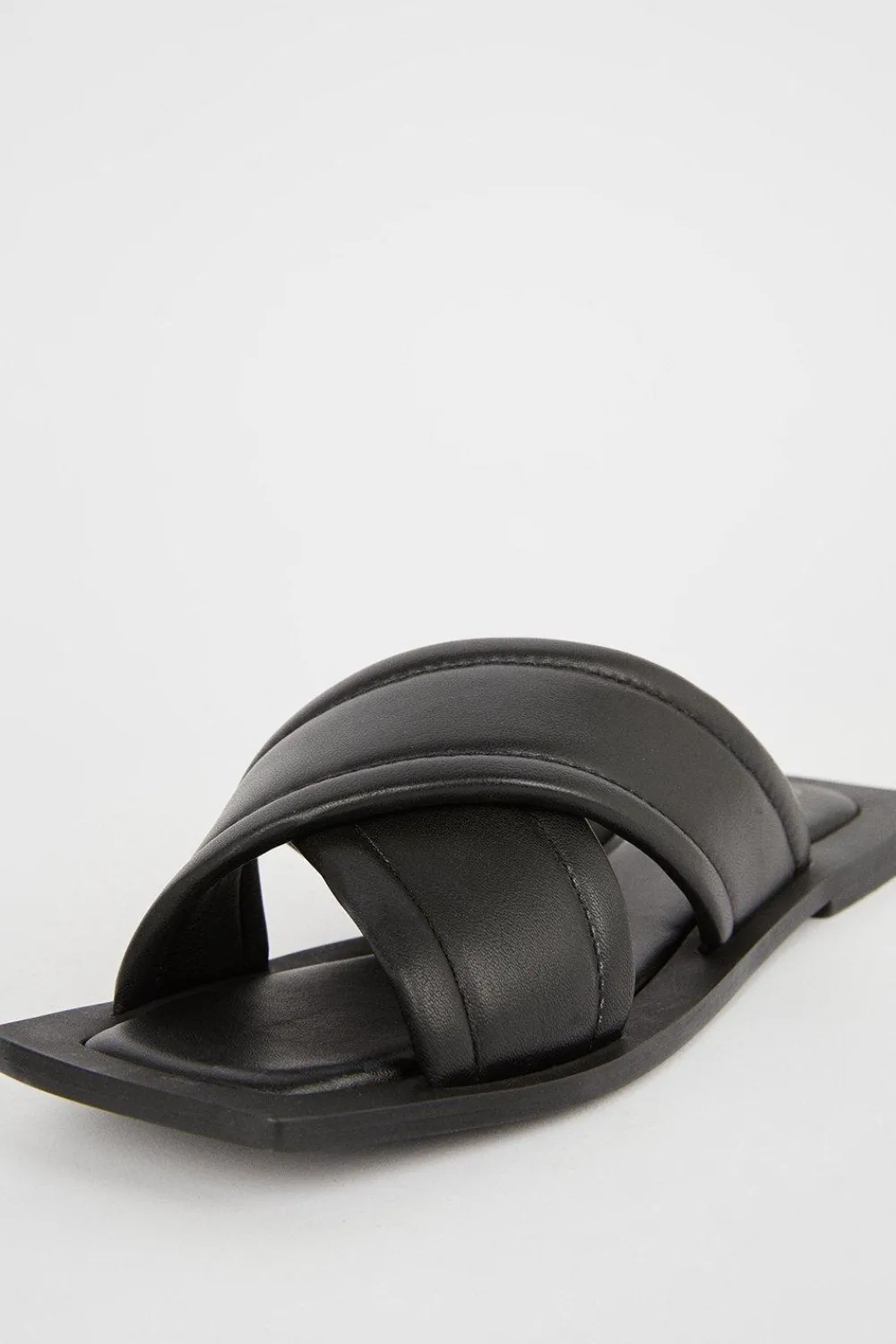New Oasis Leather Padded Cross Over Sandal Black
