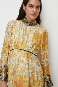 Hot Oasis Metallic Bird Printed Flute Sleeve Skater Multi