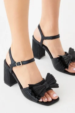 Discount Oasis Metallic Bow Block Heel Sandals Gold