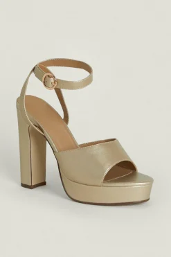 Hot Oasis Peep Toe Platform Sandals Gold