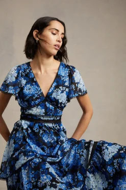 Online Oasis Petite Cluster Floral Lace Tiered Dobby Midi Dress Navy