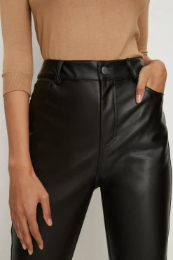 Sale Oasis Petite Faux Leather Skinny Leg Trouser Black