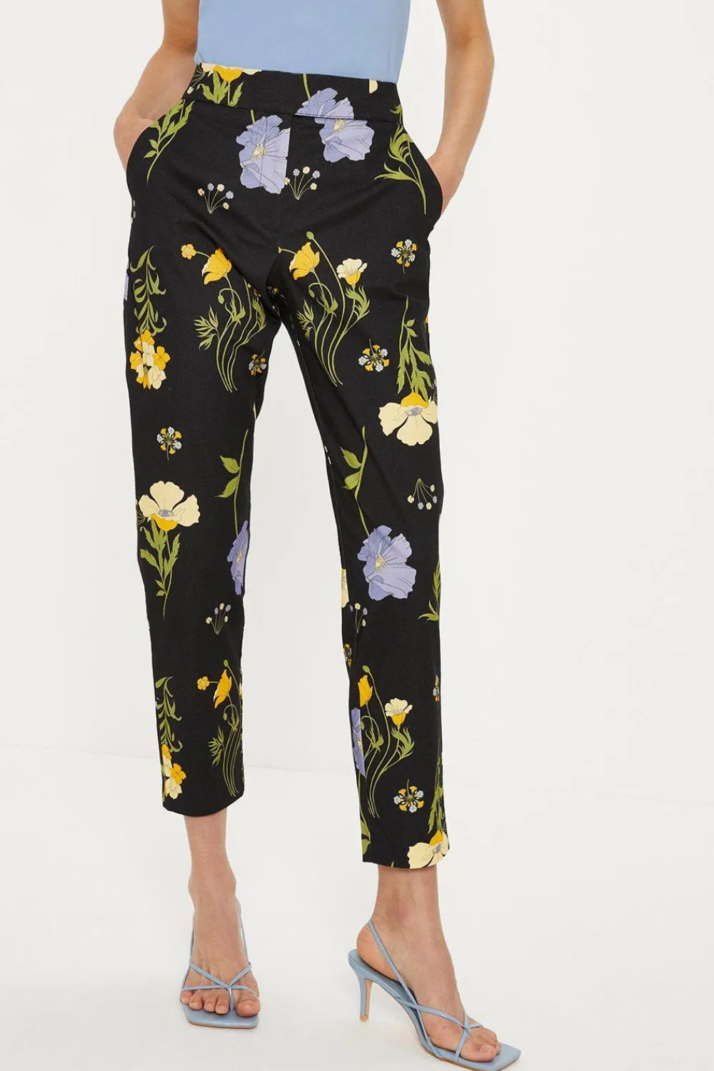Discount Oasis Petite Floral Printed Cotton Tapered Trousers Multi