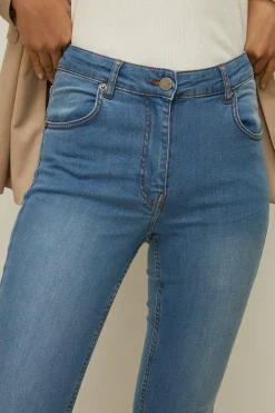Hot Oasis Petite Grace Skinny Capri Jean Pale Wash