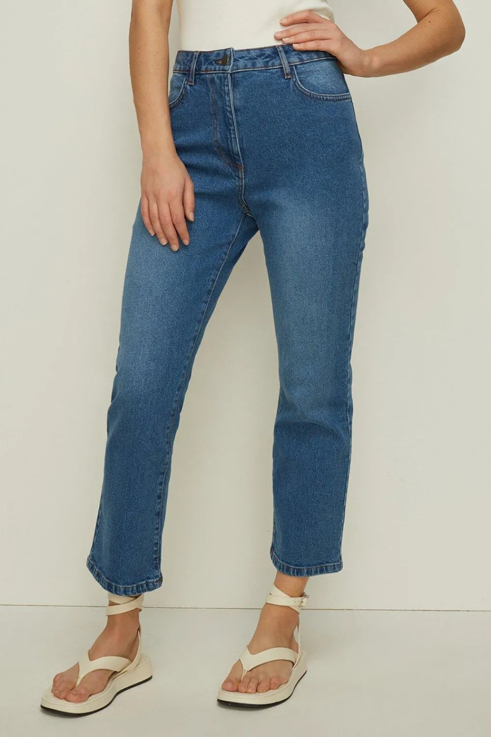 Best Oasis Petite Josie Kick Flare Jean Mid Wash