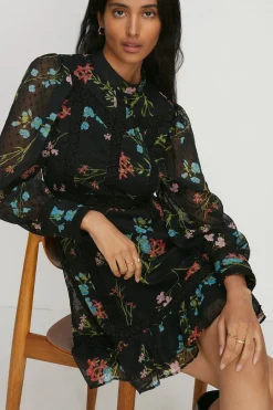 Clearance Oasis Petite Lace Trim Dobby Chiffon Floral Print Skater Dress Black