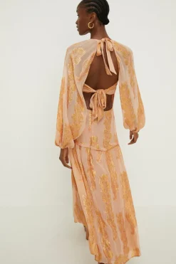 Outlet Oasis Petite Metallic Jacquard Midi Dress Blush