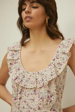 Fashion Oasis Petite Ruffle Scoop Neck Ditsy Broderie Dress Floral