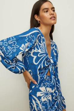 Outlet Oasis Petite Textured Floral Tie Front Mini Dress Blue