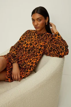 Online Oasis Petite Volume Sleeve Floral Shift Dress Orange