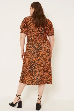 Outlet Oasis Plus Size Animal Ruched Sleeve Midi Dress Orange