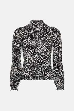 Sale Oasis Plus Size Animal Shirred Neck And Cuff Top Mono
