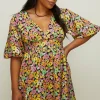 Outlet Oasis Plus Size Ditsy Floral Scuba Skater Dress Multi