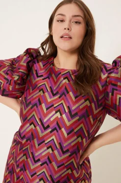 Hot Oasis Plus Size Patterned Jacquard Puff Sleeve Dress Pink