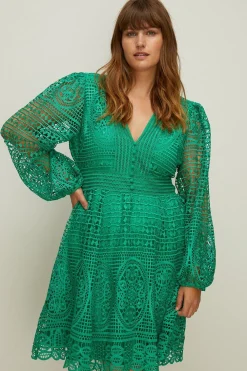 Hot Oasis Plus Size Premium Lace V Neck Skater Dress Bright Green
