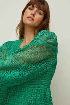 Hot Oasis Plus Size Premium Lace V Neck Skater Dress Bright Green
