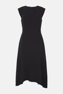 Outlet Oasis Premium Keyhole Tiered Midi Dress Black
