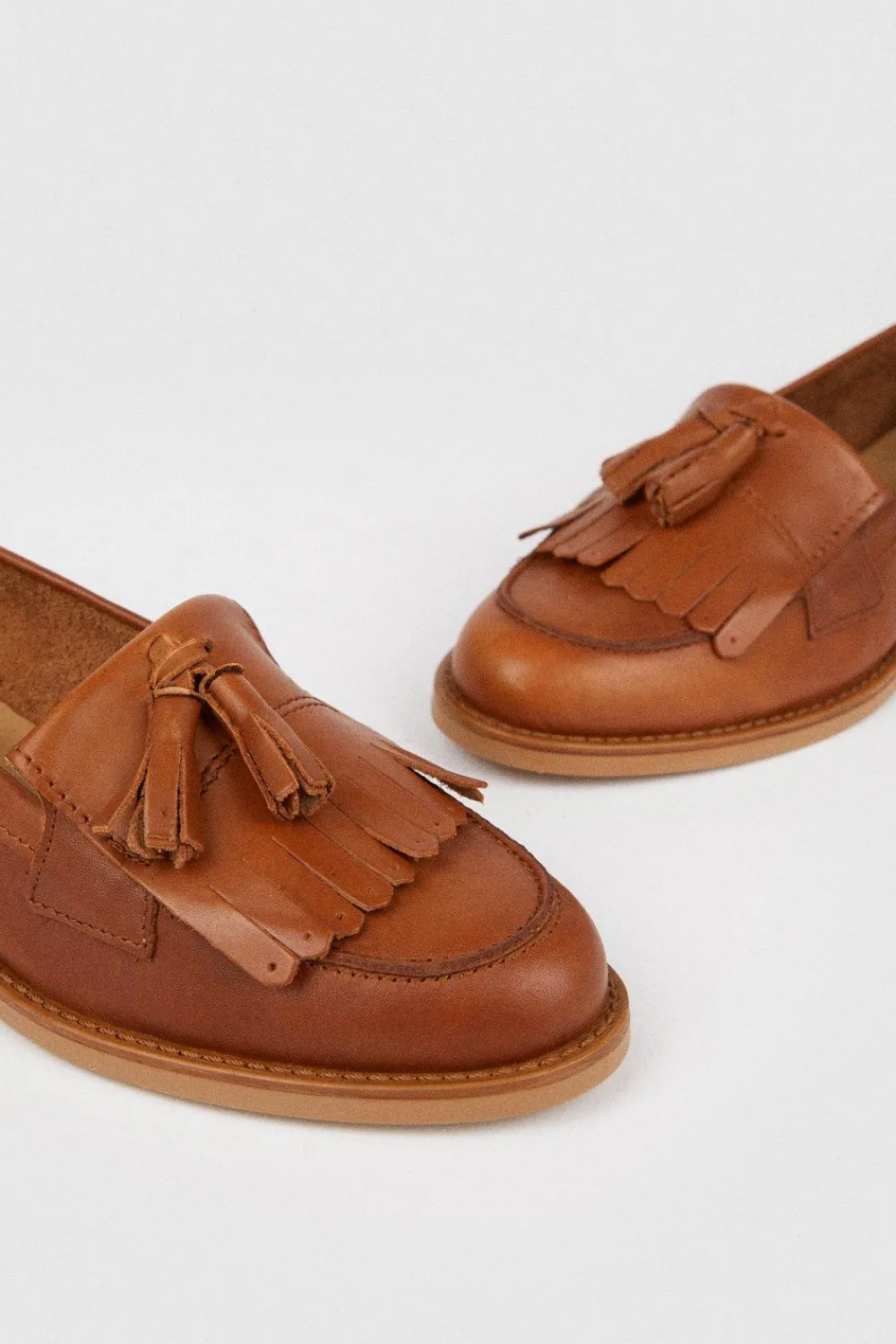 Online Oasis Premium Leather Tassel Loafers Tan