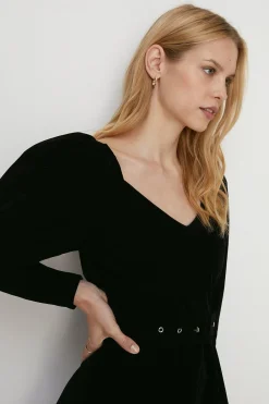 Hot Oasis Puff Sleeve Velvet Belted Skater Dress Black