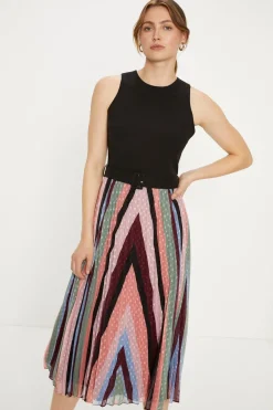 Fashion Oasis Racer Back Large Multi Stripe 2 In 1 Pleated Midi Dress Black