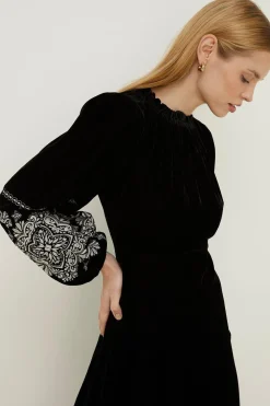 Hot Oasis Rachel Stevens Embroidered Velvet Midi Dress Black