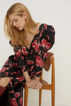 Outlet Oasis Rachel Stevens Petite Floral Twist Satin Midi Dress Black