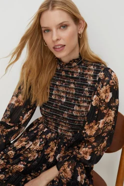 Best Oasis Shirred Shimmer Floral Flippy Skater Dress Black