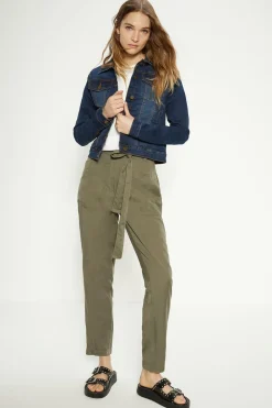 Fashion Oasis Stretch Denim Fitted Nancy Jacket Pale Wash