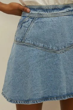 Outlet Oasis Super Flippy Denim Mini Skirt Pale Wash