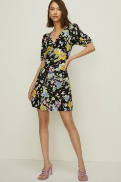 New Oasis Textured Floral Tie Back Mini Dress Black
