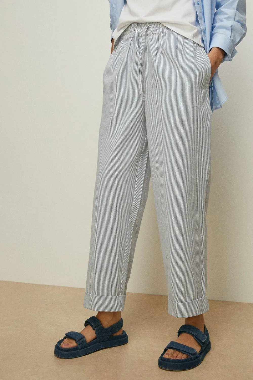 Clearance Oasis Turn Up Hem Trouser Stripe